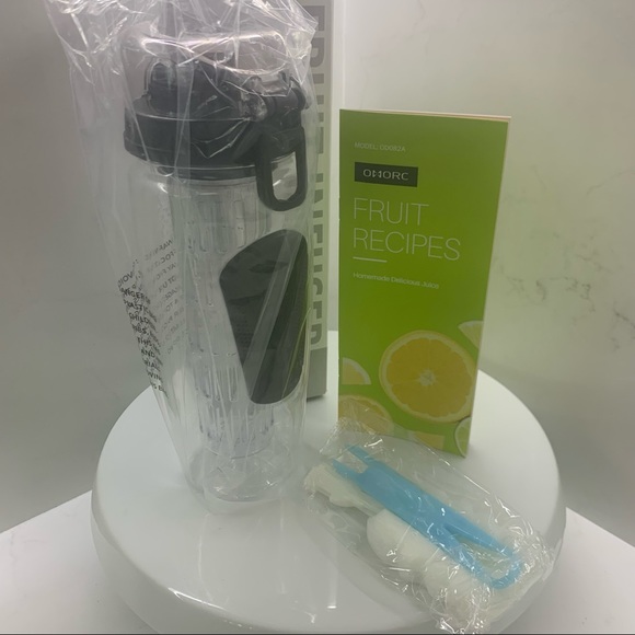 OMORC 32oz 1000ml 1L FRUIT INFUSER Flip Top SPORT WATER BOTTLE Black / BPA FREE - Picture 3 of 6